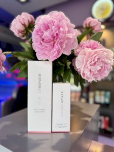 Profesjonalne kosmetyki SKEYNDOR dostępne w salonie Nova2 – Warszawa Mokotów